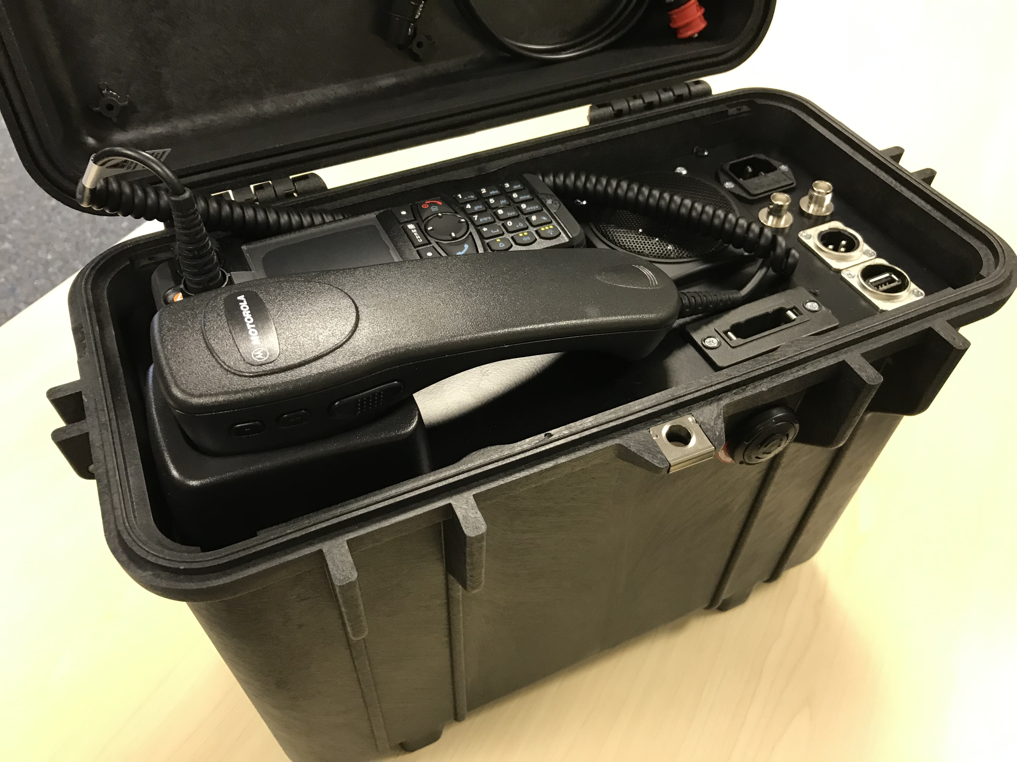 Thaysen Funkkoffer Peli™ TETRA-BOS