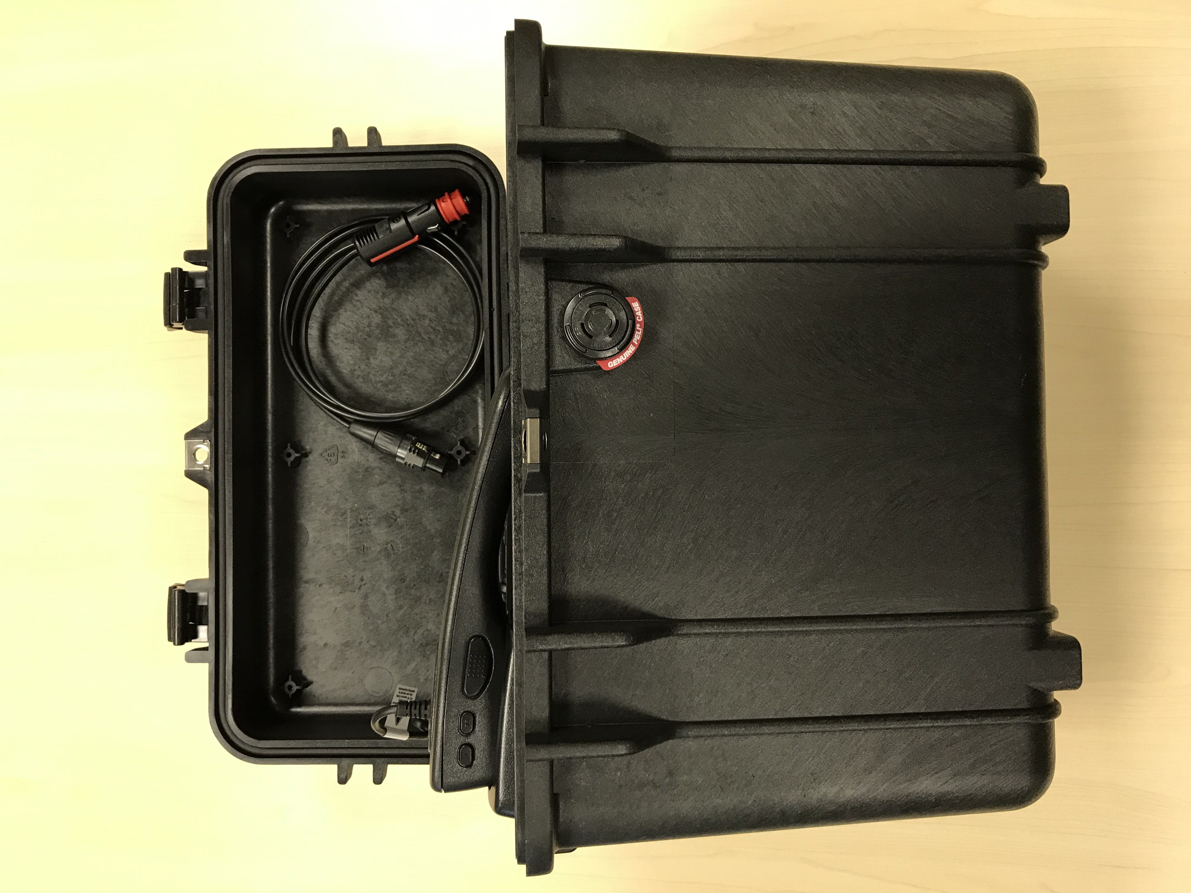 Thaysen Funkkoffer Peli™ TETRA-BOS