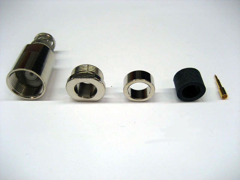 BNC-Stecker Aircell 7, H2007 löt (00461)